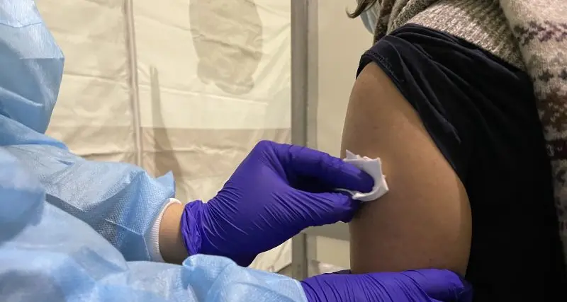 Docente sospeso perché non vaccinato, a Bolzano il giudice respinge il ricorso