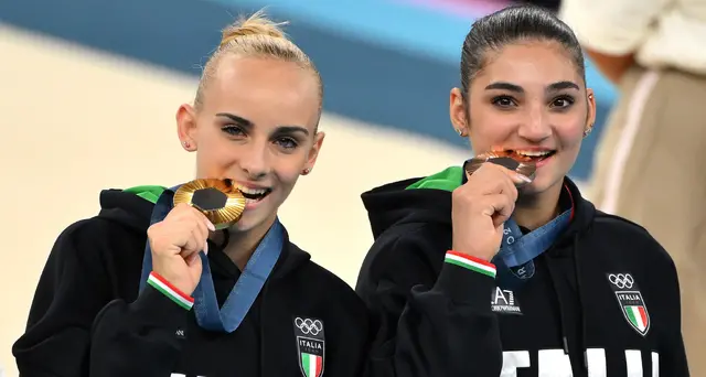 Parigi: alla trave D'Amato oro, Esposito bronzo