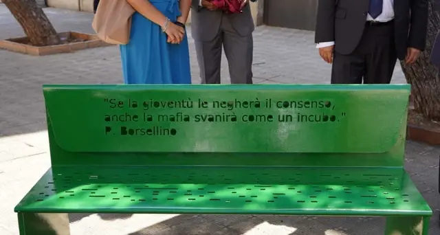 Borsellino: Reggio Calabria gli dedica \"panchina memoria\"