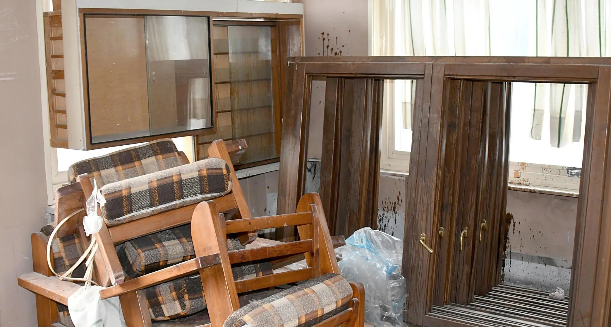 Hotel abbandonati da risanare con i soldi pubblici? Battaiola: intanto era importante fare il punto