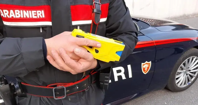 Chieti: fermato col taser dai carabinieri, muore in ambulanza