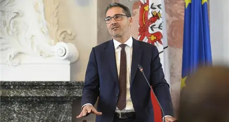 Kompatscher positivo: \"Ho solo lievi sintomi di raffreddore\"
