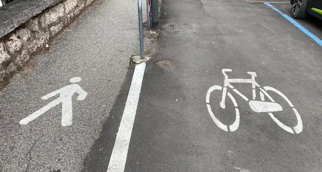 La mappa dello «stress dei ciclisti» di Trento: ecco i punti più pericolosi per chi pedala