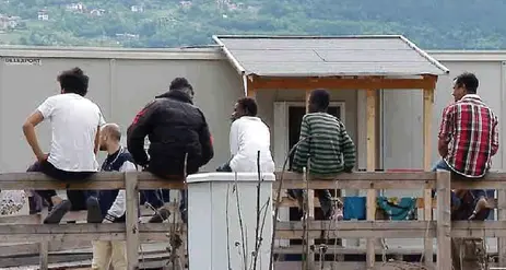 L'appello di Ugo Rossi: torniamo al sistema di accoglienza diffusa