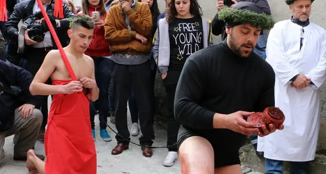 Pasqua: il rito dei 'Vattienti' si farà, ma con prescrizioni