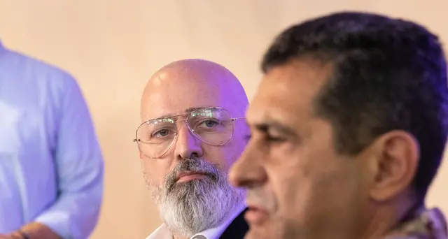 Bonaccini: 'Figliuolo è commissario a termine?'