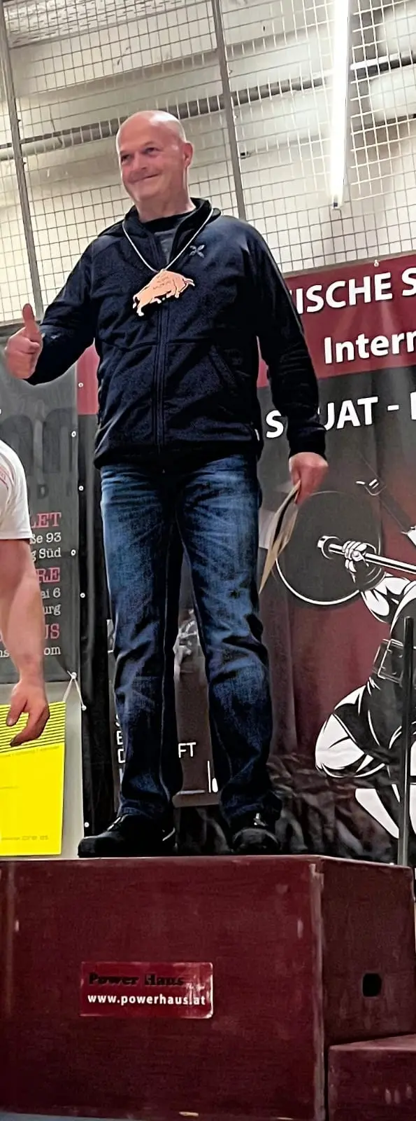 Sergio Bianchi super: l’atleta della Asd Pesistica Perginese brilla alla International cup powerlifting