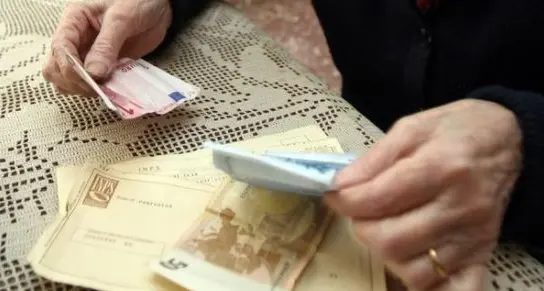 Carta argento per gli anziani, i sindacati: “Misura insufficiente, Trentino lontano da Bolzano”