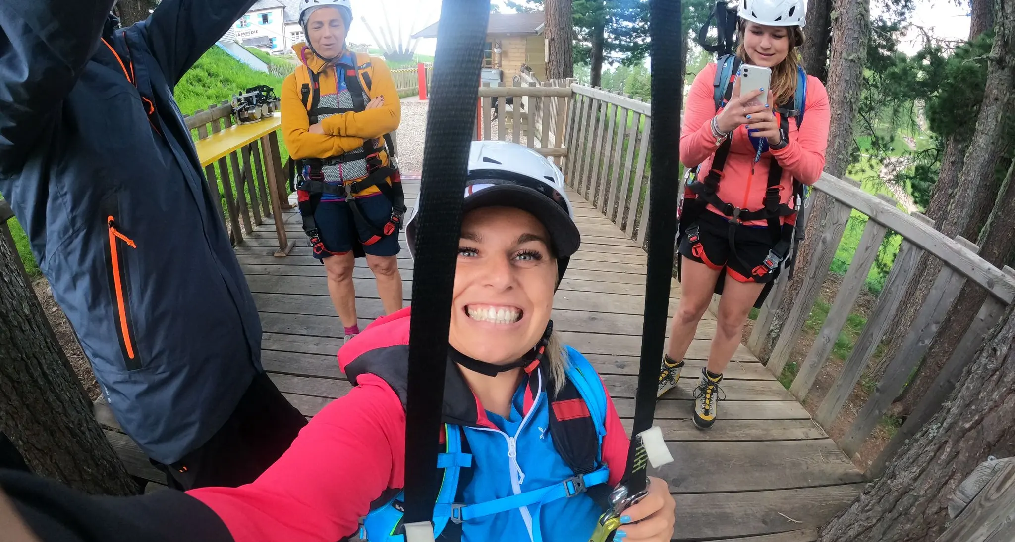 Trekking, fly line, aria pura: le Donne di Montagna nel cuore del Catinaccio