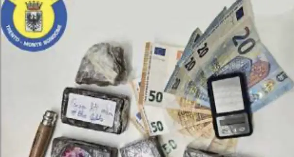 “Frozen”, hashish potente e costoso: è allarme per la nuova droga in città