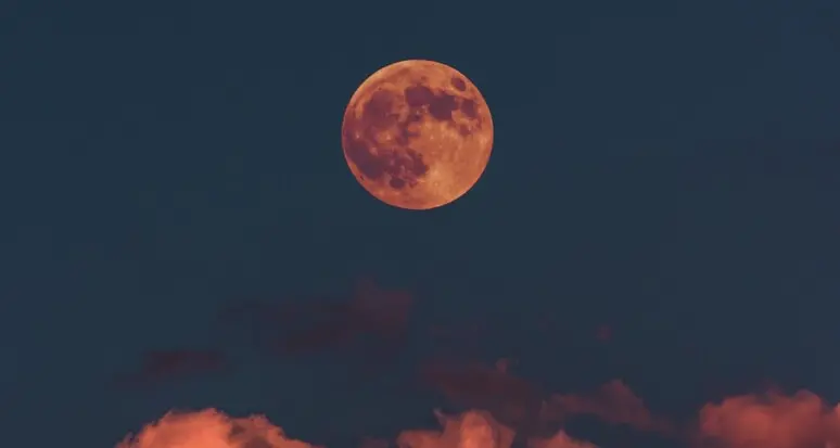 È la Notte Internazionale della Luna, oltre 2.600 gli eventi organizzati in tutto il mondo e circa 140 in Italia