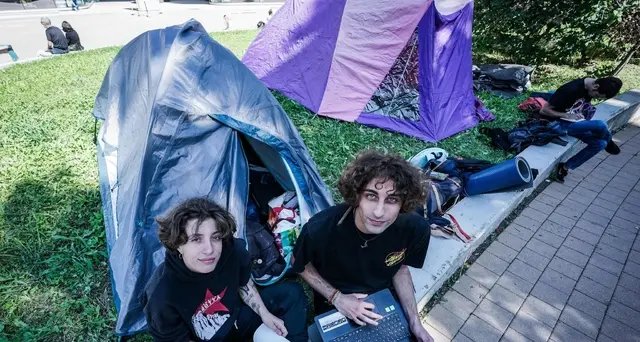 Caro affitti: a Torino gli universitari montano tende