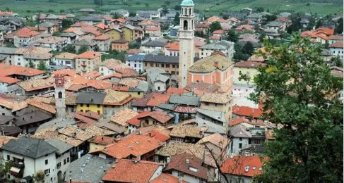 Troppi «incompatibili», commissariati i Prg di Strembo ed Aldeno