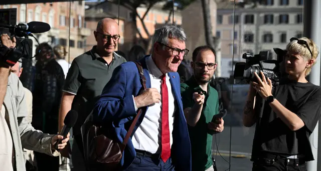 Dl lavoro: relatori, incentivi anche a contratti minori se equivalenti. Ira di Landini