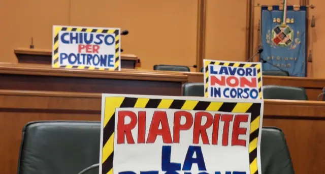Lazio: opposizioni, in Consiglio protesta per blocco Aula