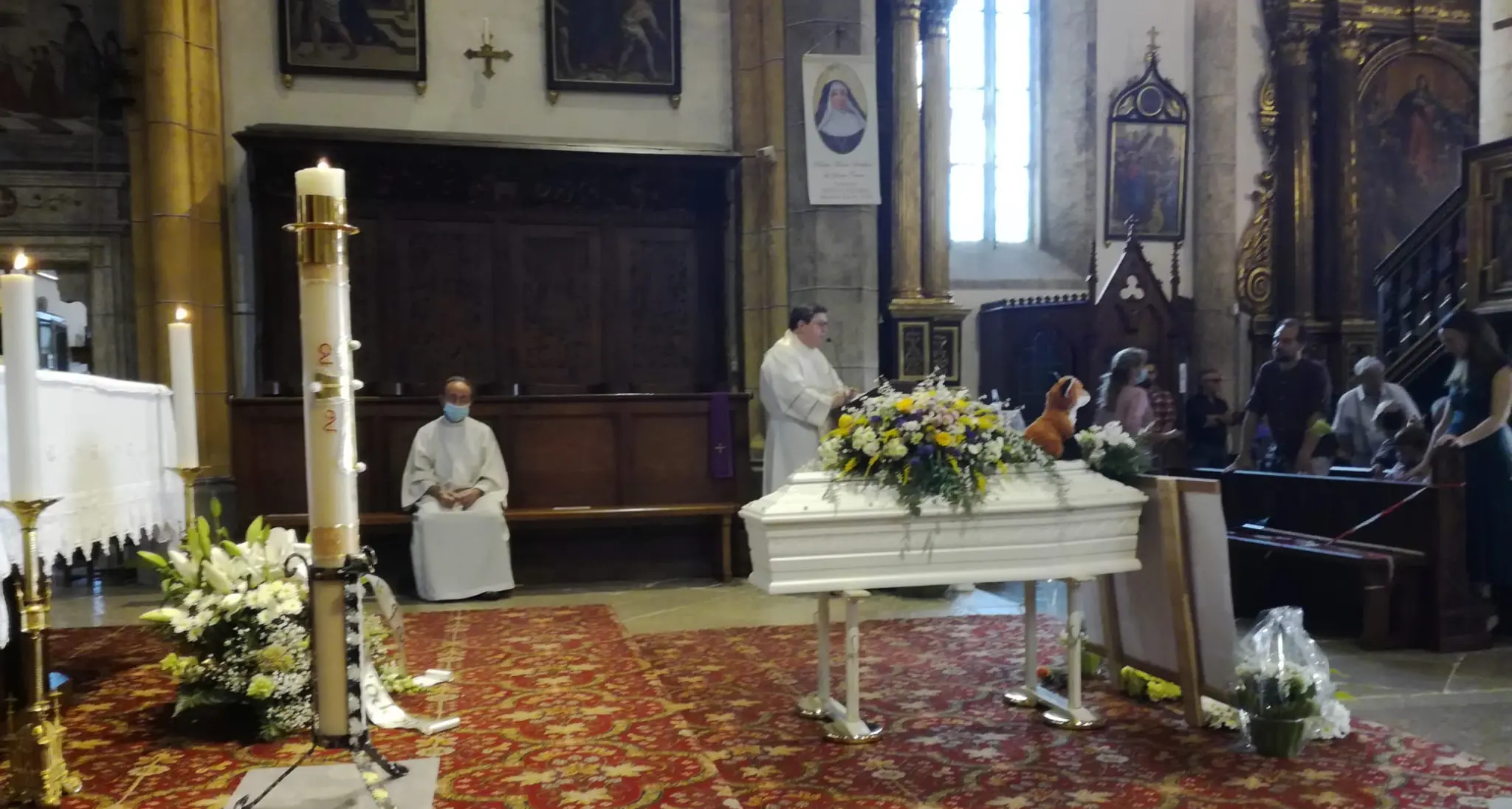 Primiero, dolore e commozione ai funerali del piccolo Lowell Dylan, morto a soli 3 anni