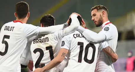 Milan corsaro a Firenze, la corsa sull’Inter può continuare