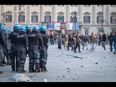 Scontri a Milano, salgono a 11 i maggiorenni arrestati in due giorni