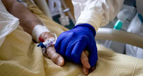 Covid, un altro decesso in Trentino: un uomo di 70 anni, non era vaccinato