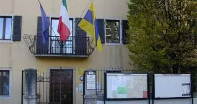 Circoscrizioni di Trento, gli sportelli chiudono. Nicolli: «Non lasciate solo il volontariato»