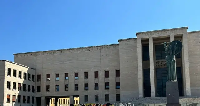 Caro affitti: Gualtieri, 'da Valditara penoso scaricabarile'