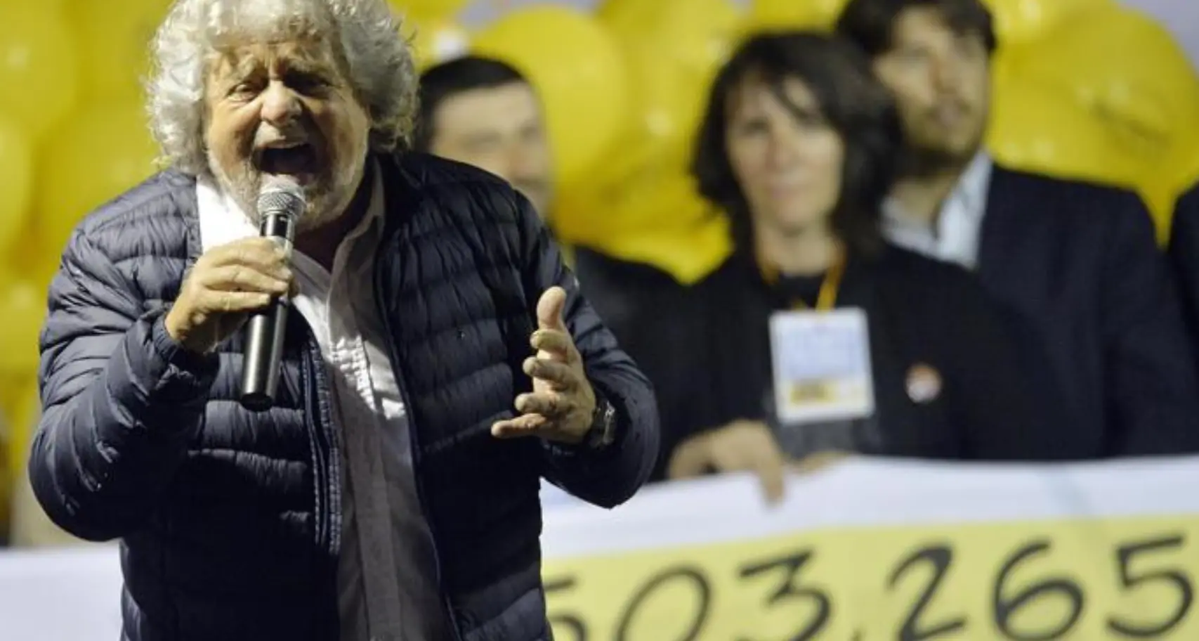 Grillo sfida Conte e fa rivotare iscritti. L’ex premier furioso: «È un sabotaggio»