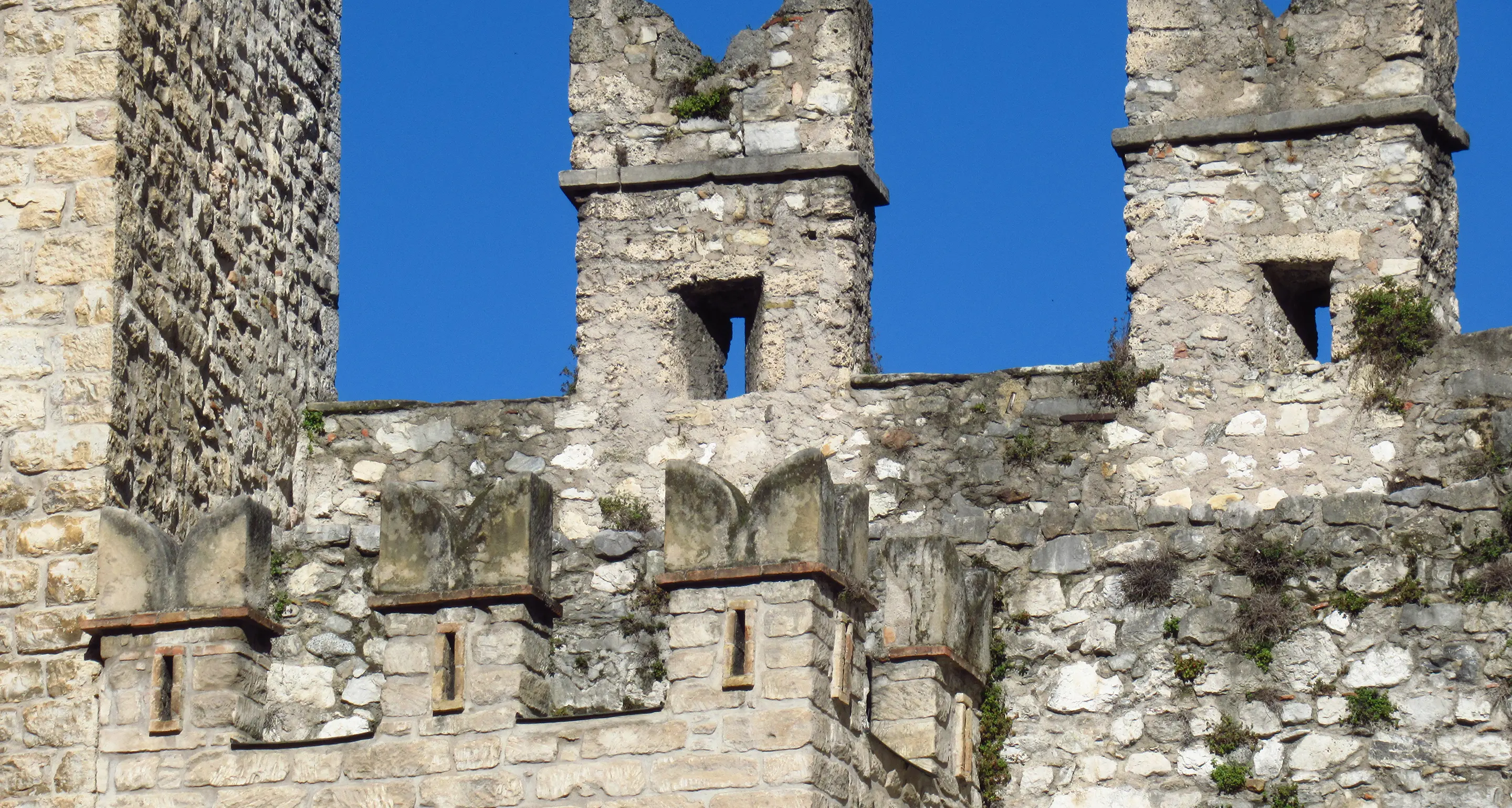 Riva, le campane di Torre San Michele hanno cent’anni: ecco il «concerto» della ricorrenza – VIDEO