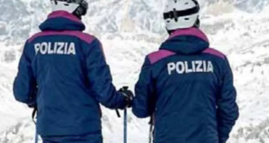 Fa un volo di 6 metri dalla seggiovia: un bambino miracolato in Paganella