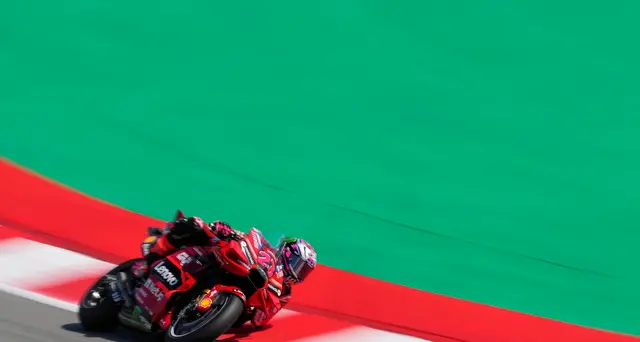 Moto: Catalogna, la Aprilia di Espargaro vince la gara sprint