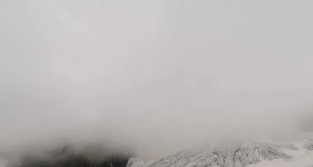 Incidenti montagna: alpinista bloccato sul Monte Rosa
