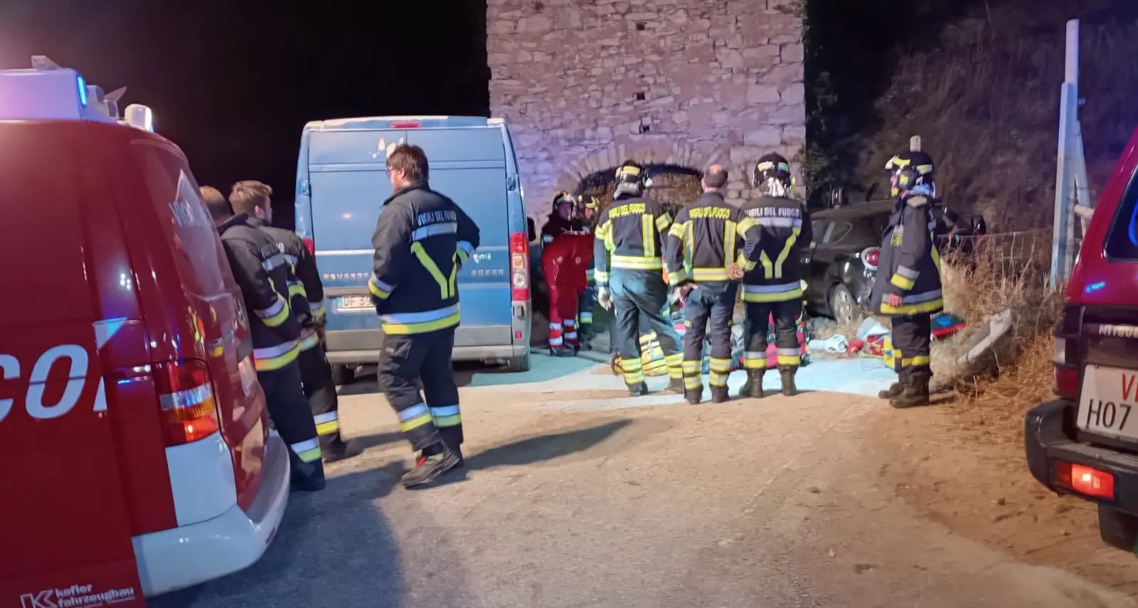 Sbanda e finisce contro il muro: un morto a Lasino