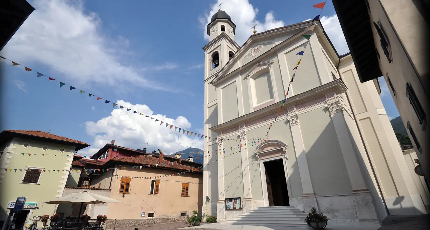 Crisi di vocazioni e fedeli, da Mattarello l'appello alla «riforma delle parrocchie»