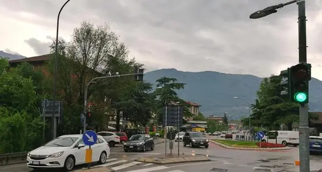 «Variante di Sant'Ilario, verso il bando per la progettazione del tratto fino a Volano. Interramento della ferrovia: incontro con Rfi»