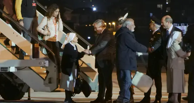 Sudan: italiani evacuati, tanta paura ma ora siamo al sicuro