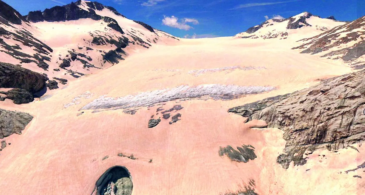 I ghiacciai come il Sahara: riaffiora la polvere del deserto, e non è una buona notizia