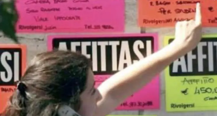 Casa “fantasma”, in due a processo: la vittima è una donna di Trento