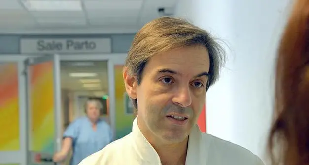 Tateo davanti al giudice del lavoro: l'ex primario di Ginecologia impugna il licenziamento, udienza a giugno
