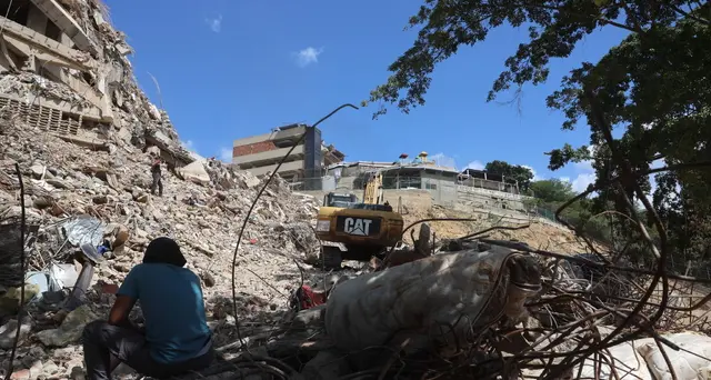Venezuela: bimbo di 9 anni vivo sotto le macerie, soccorritori a 6 metri da lui