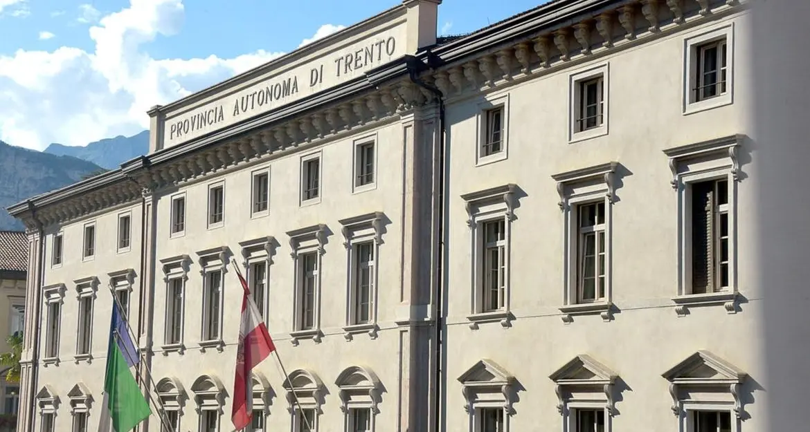 “La maggioranza non garantisce il numero legale in commissione”: Stanchina, Maestri e Manica lasciano l'aula