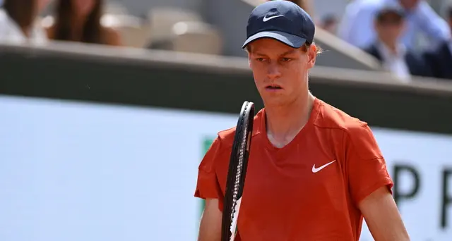 Roland Garros: Djokovic si ritira, Sinner n.1 al mondo