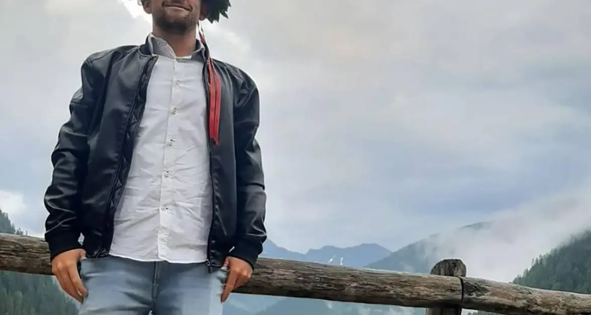 Caldes, il commosso ricordo degli amici di Andrea Papi: «Il dolore è più forte della rabbia, ma non per tutti è così»