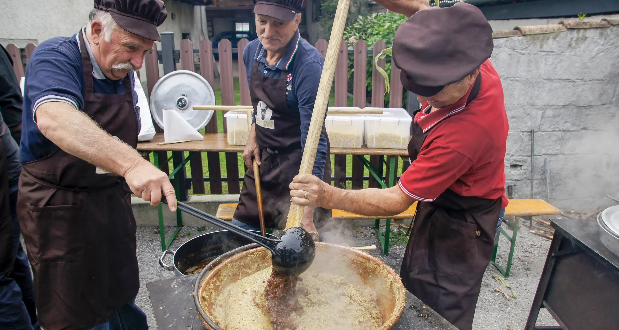 Il Festival della polenta ritorna in piazza a Storo in ottobre