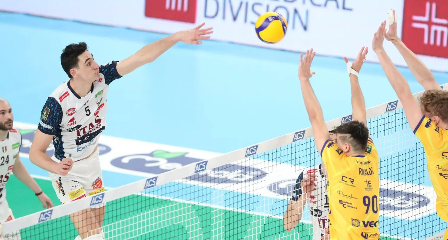 Itas spietata: davanti ai suoi tifosi batte Modena per 3-0 e vola in semifinale