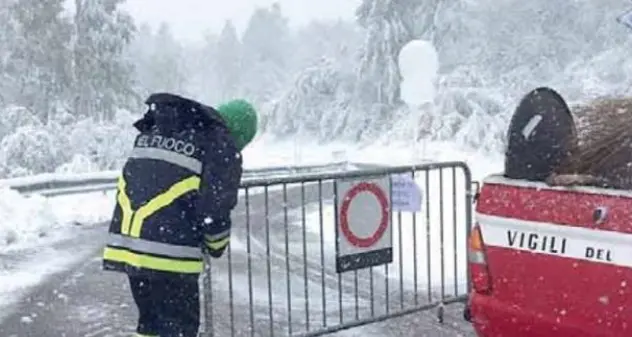 La neve e l’incidente, il giudice: “L'automobilista doveva sapere che uscire in auto sarebbe stato pericoloso”