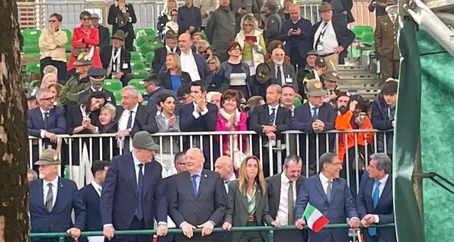 Adunata Alpini: La Russa assiste alla sfilata di Biella