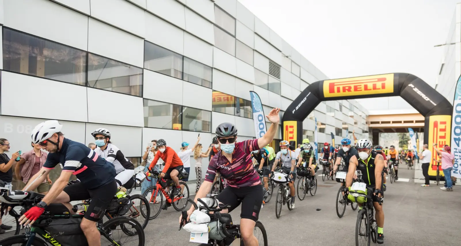 Al via NorthCape4000: 190 atleti pedaleranno 4.000 chilometri per sensibilizzare sul tema della sostenibilità