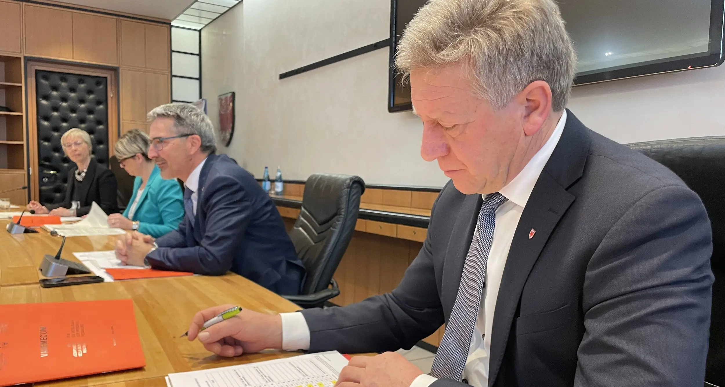 Elezioni comunali, si voterà a novembre 2024, poi dal 2025 turno unico in maggio, snobbate le richieste trentine