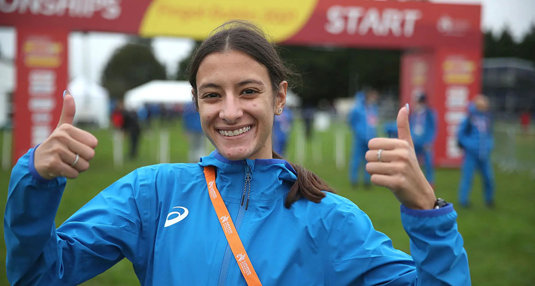 Nadia Battocletti in trionfo a Dublino: oro agli Europei Under 23 di cross, e un altro oro con la squadra azzurra