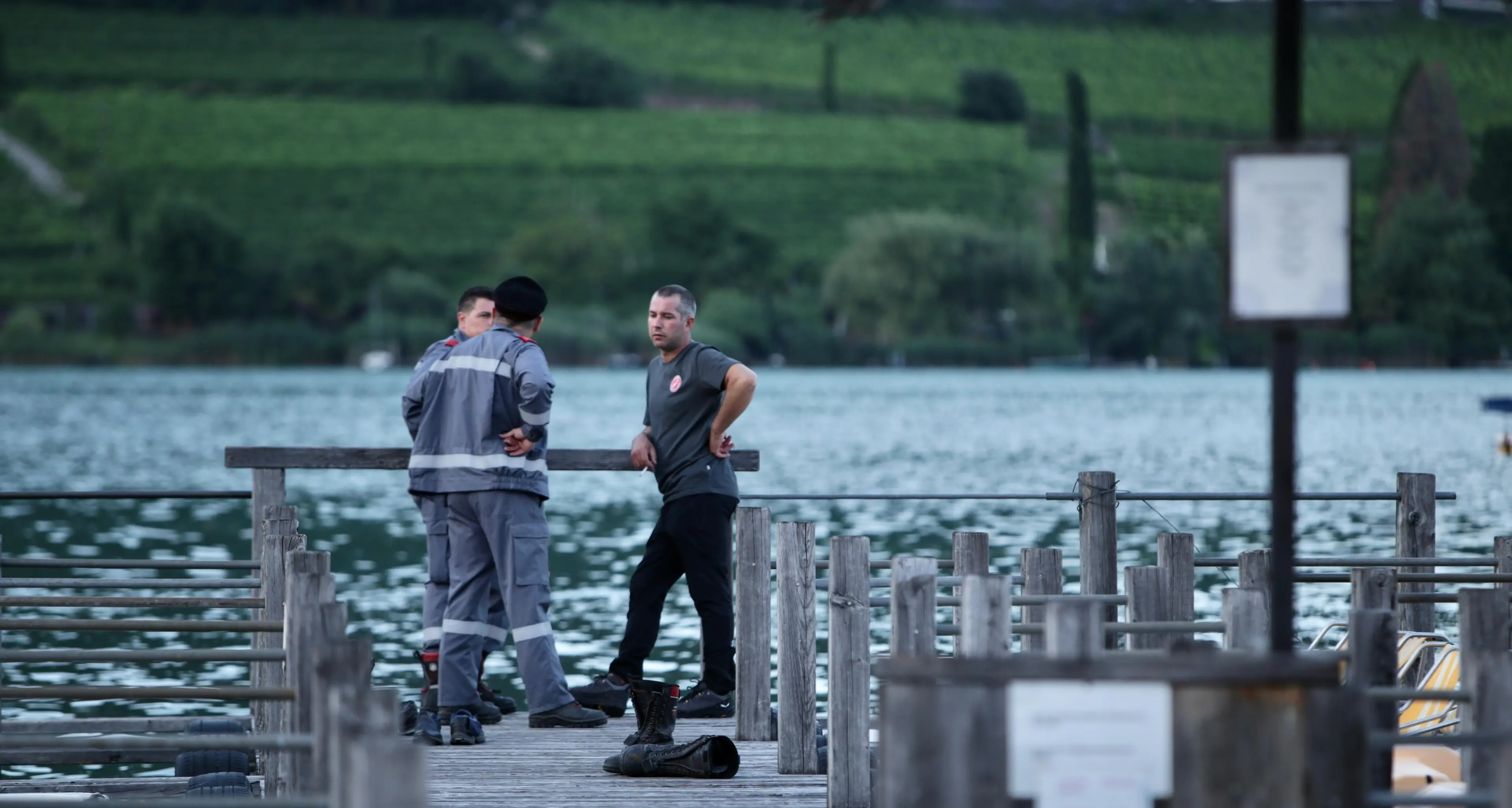 Muore a 27 anni durante un bagno nel lago di Caldaro