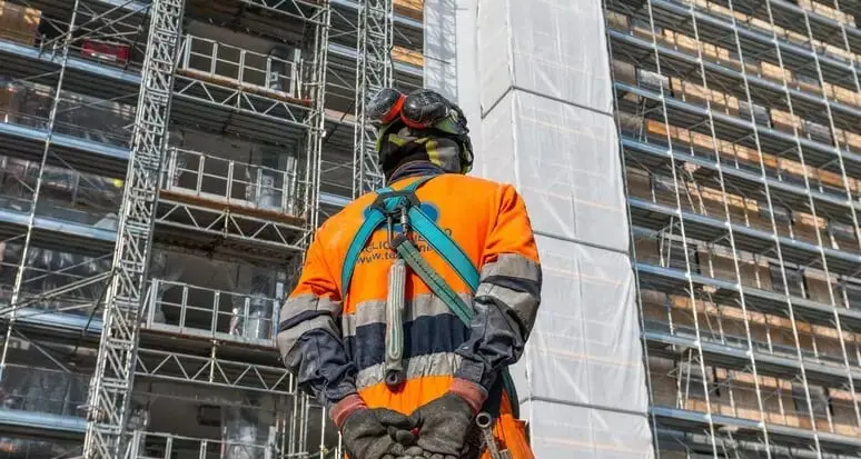 Sicurezza sul lavoro, arriva il badge digitale obbligatorio